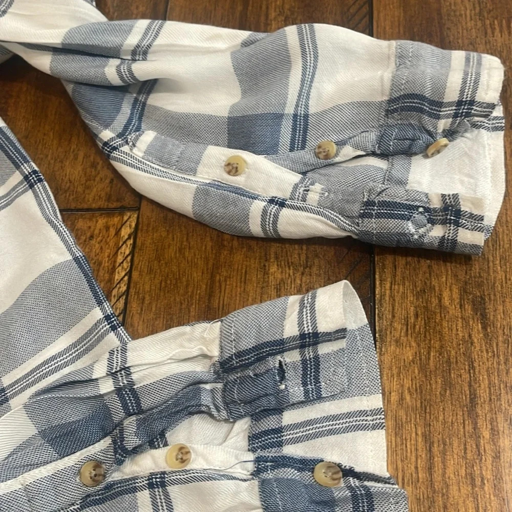 Abercrombie Fitch Button down Shirt Women's XS Blue White Plaid Long Sleeve - Picture 10 of 10